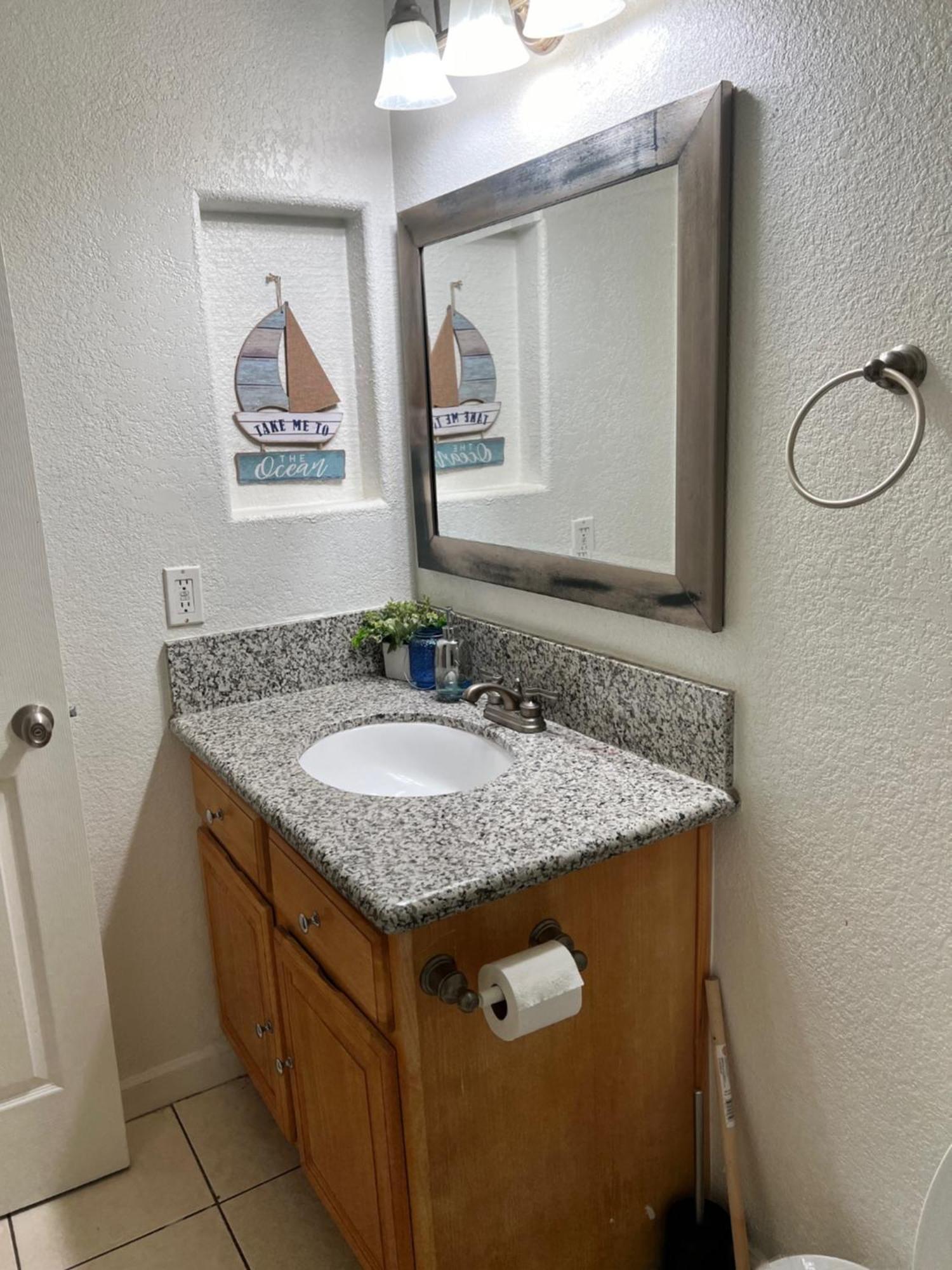 Quiet 1Bed,1Bath Condo With Free Parking Fresno Exterior foto